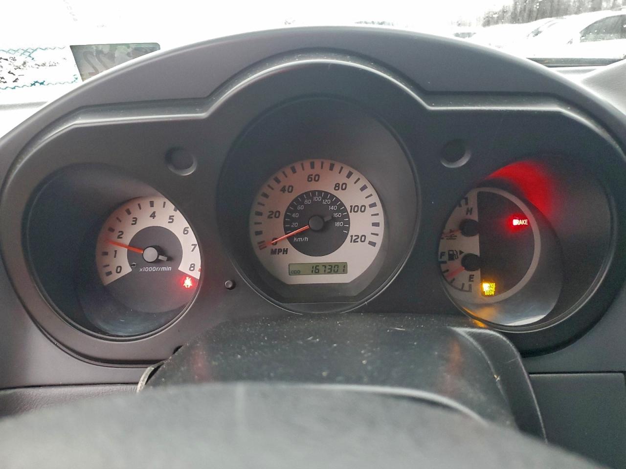 Nissan Frontier Crew Cab Sc Image 2