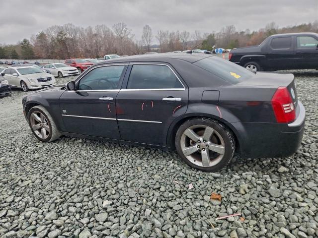 Chrysler 300 Touring Image 3