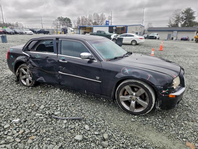 Chrysler 300 Touring Image 6