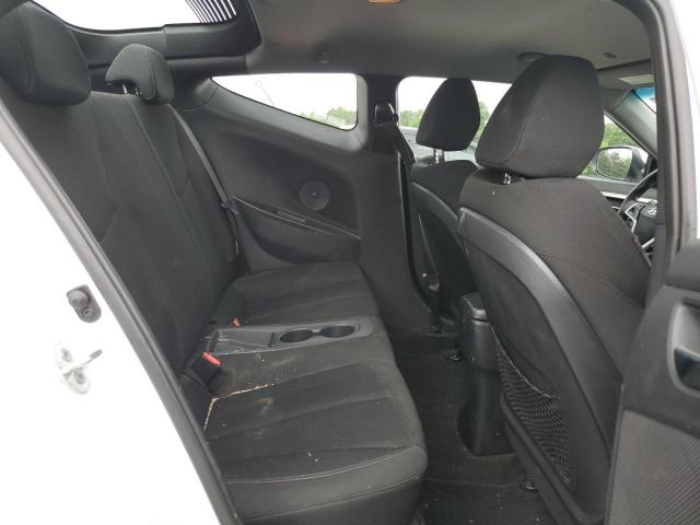 Hyundai VELOSTER Image 7