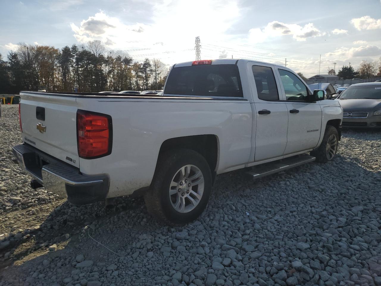 Chevrolet Silverado C1500 Lt Image 3