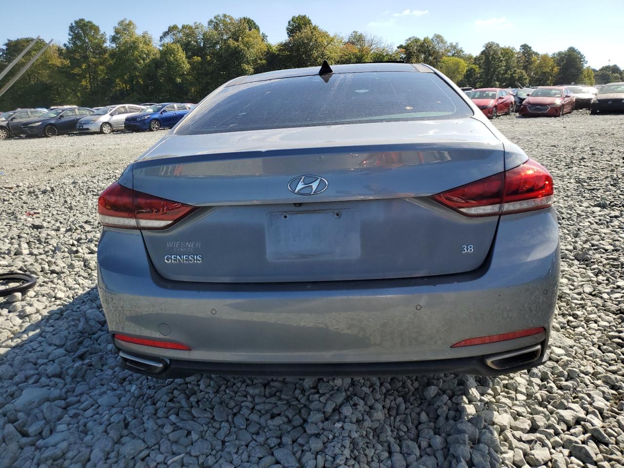 Hyundai Genesis 3.8l Image 8