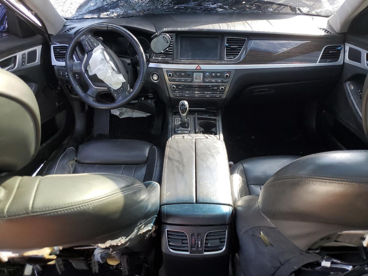 Hyundai Genesis 3.8l Image 7