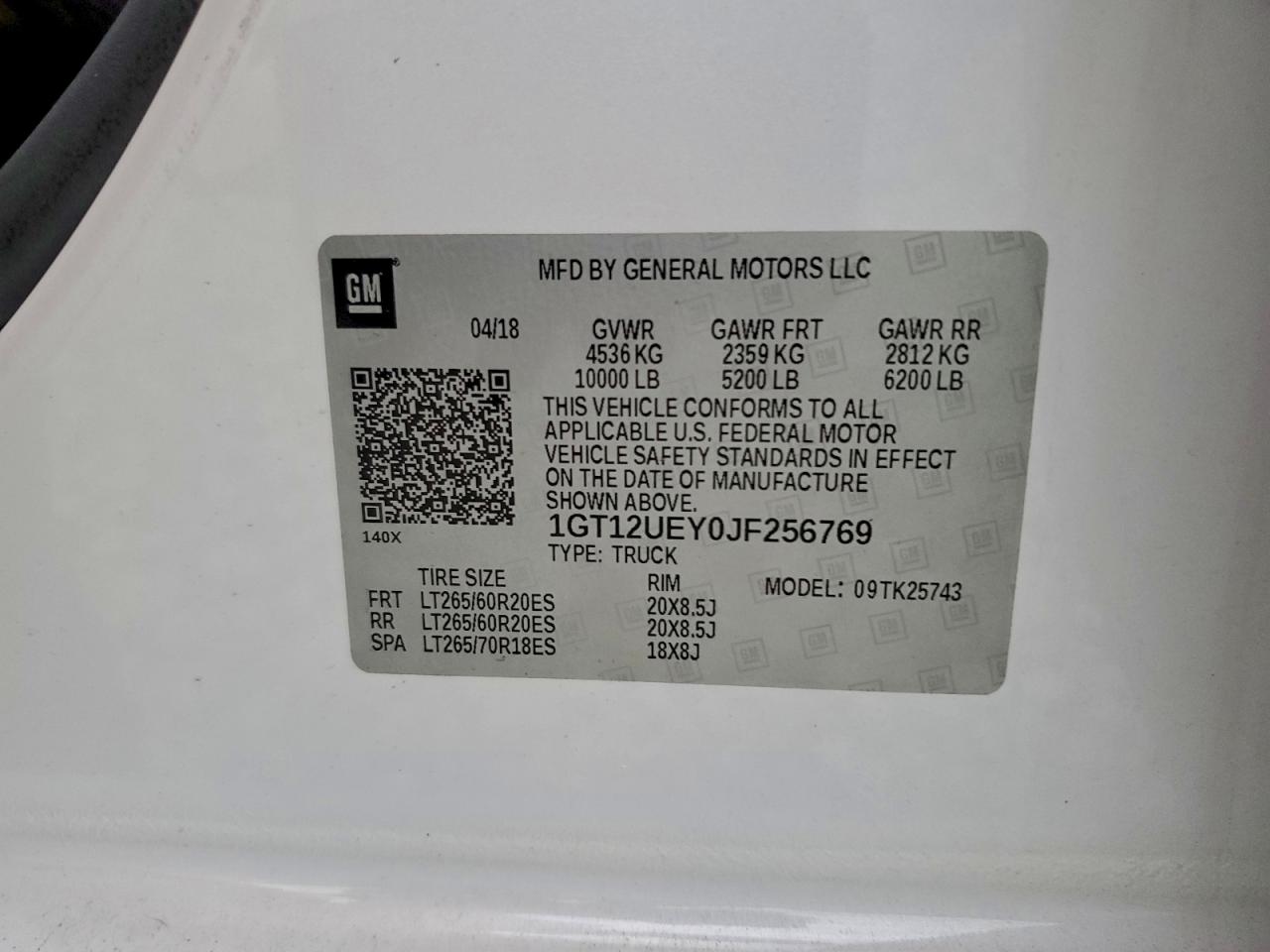 GMC Sierra K2500 Denali Image 11