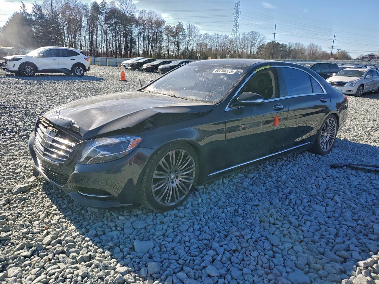 Mercedes-Benz S-Class 550 Image 1