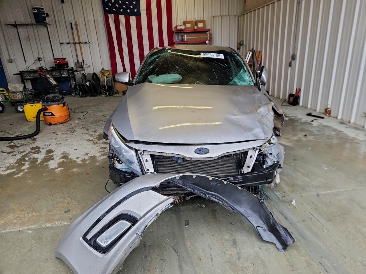 Kia Optima Sx Image 11