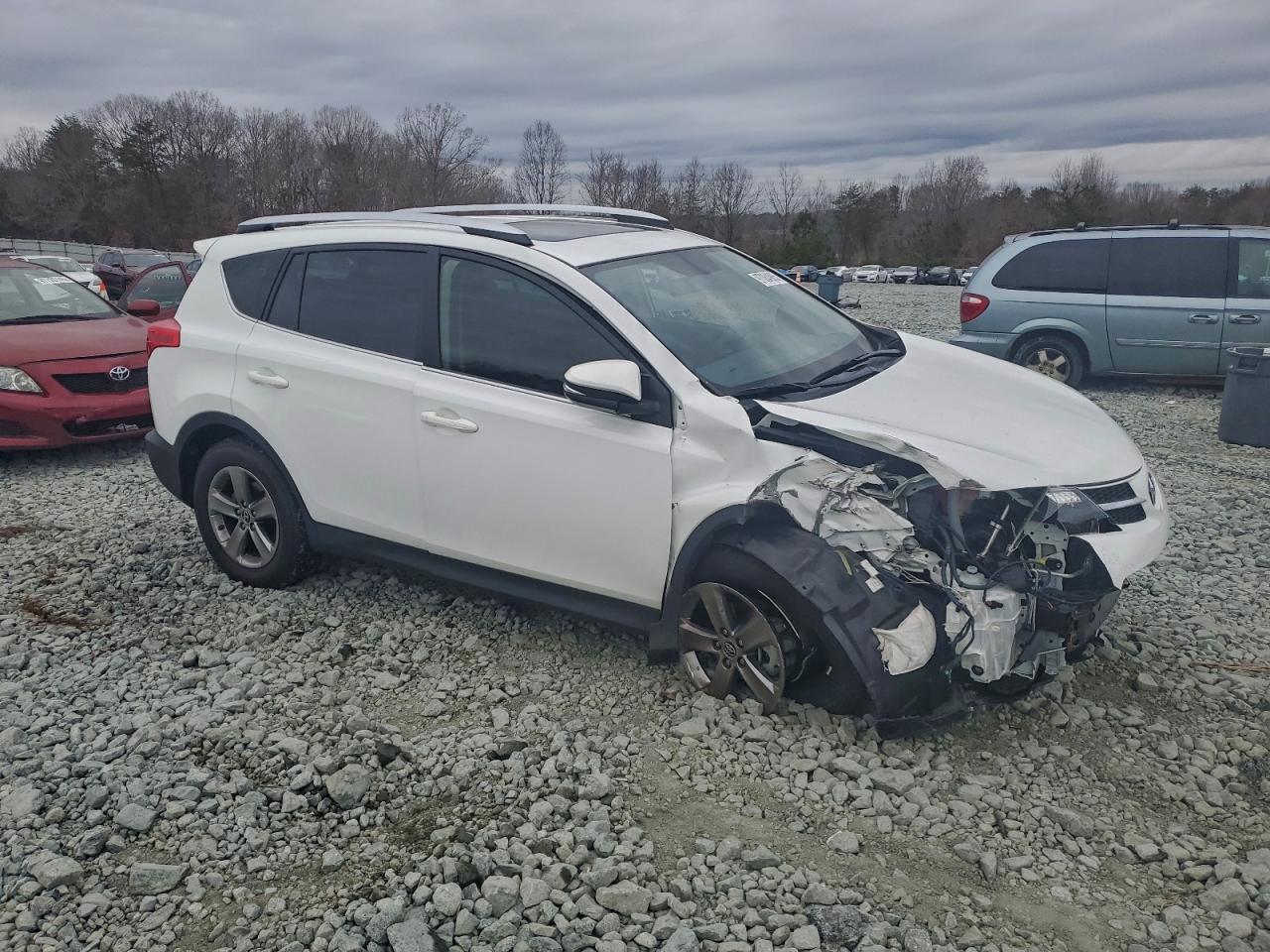 Toyota RAV4 Xle Image 5