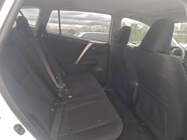 Toyota RAV4 Xle Image 13