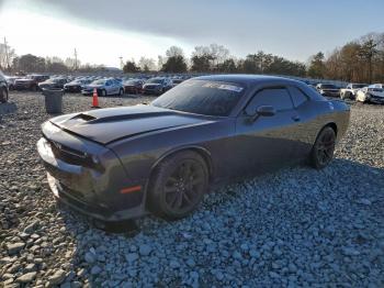  Salvage Dodge Challenger