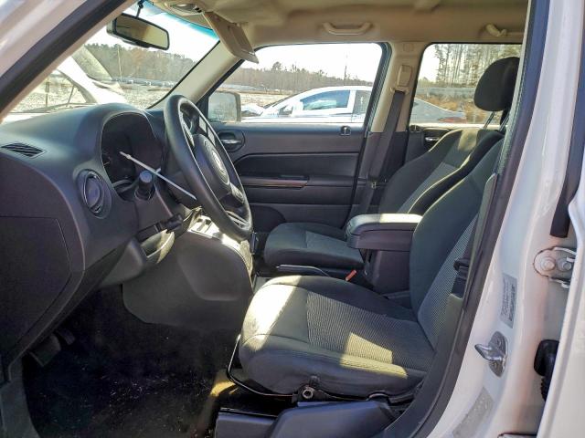 Jeep Patriot Sport Image 3