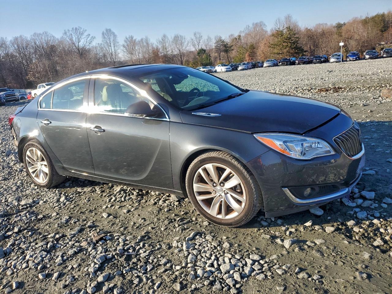 Buick Regal Premium Image 2