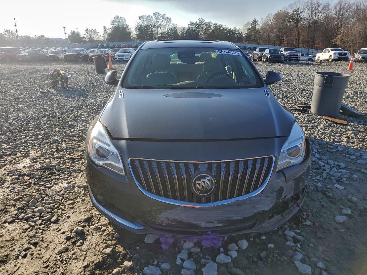 Buick Regal Premium Image 4