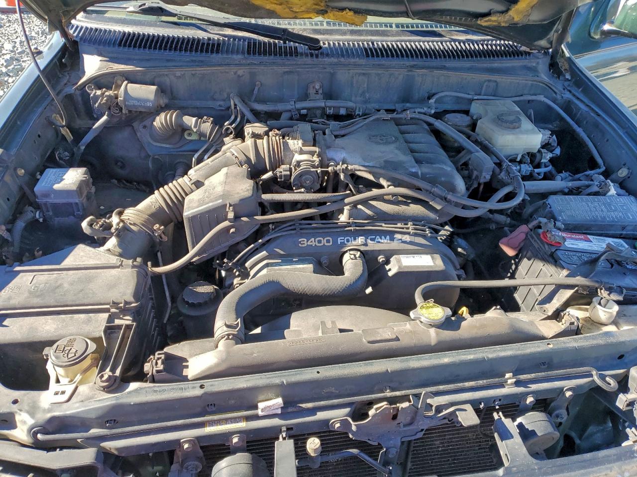 Toyota 4Runner Limited Image 9