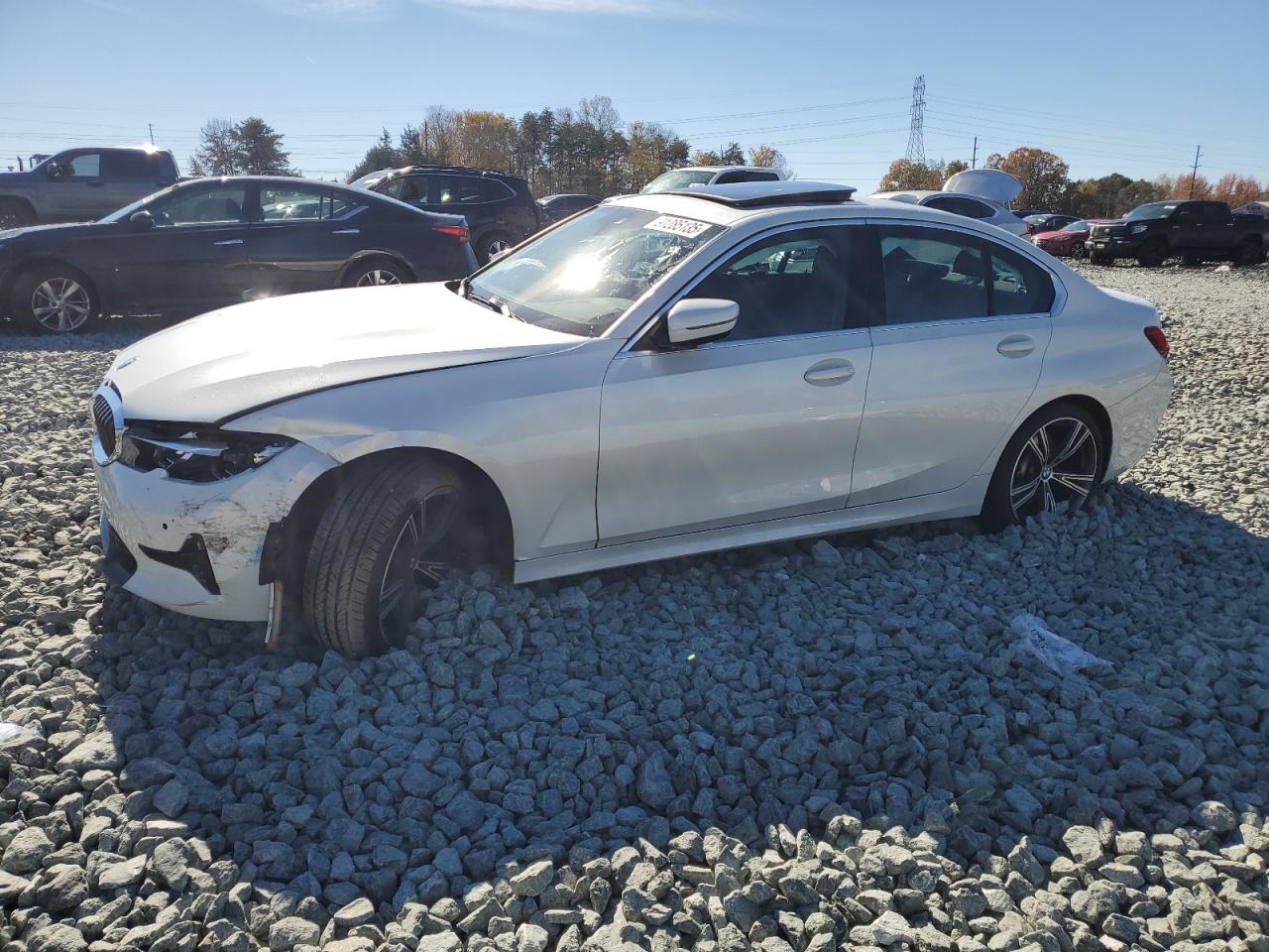 BMW 3 Series Image 1