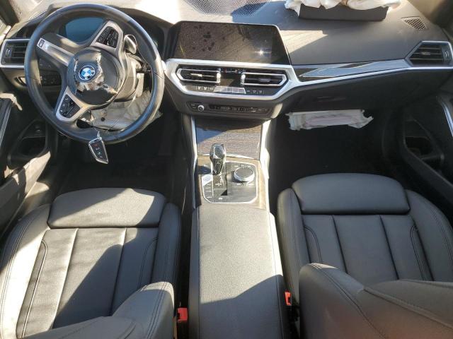 BMW 3 Series Image 12