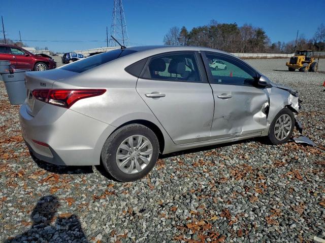 Hyundai ACCENT Se Image 2