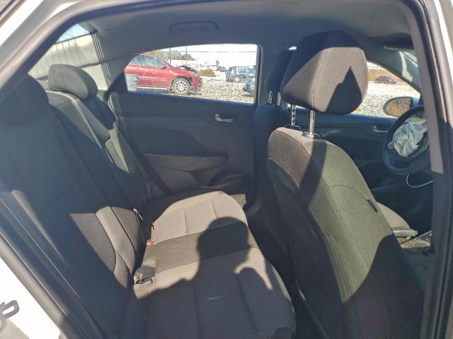 Hyundai ACCENT Se Image 3