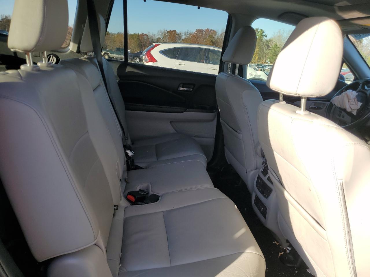 Honda Pilot Touring Image 10