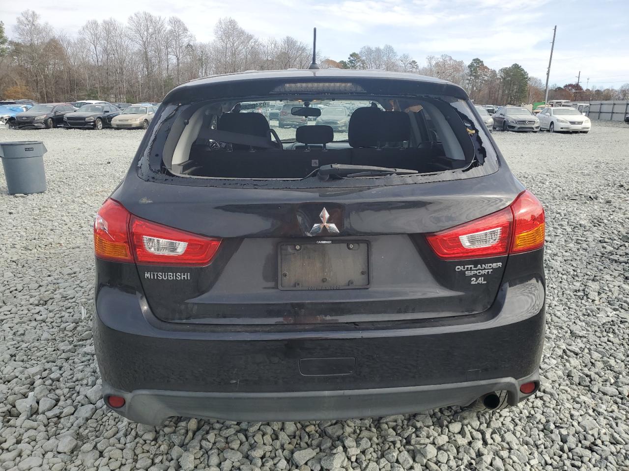 Mitsubishi Outlander Es Image 6