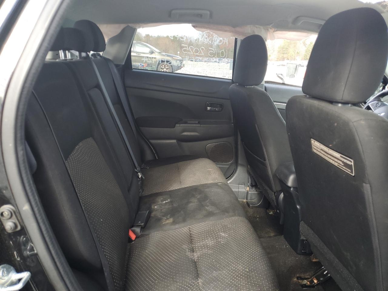 Mitsubishi Outlander Es Image 13