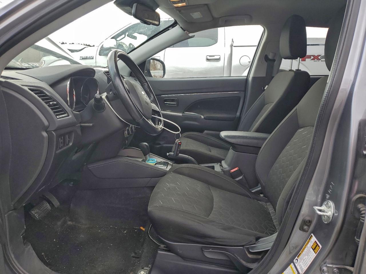 Mitsubishi Outlander Se Image 6