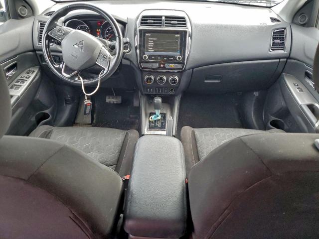 Mitsubishi Outlander Se Image 3