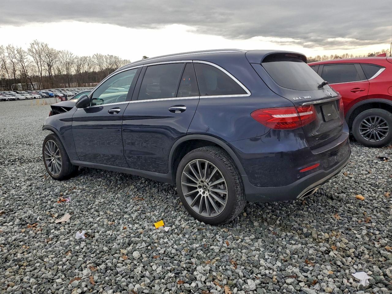 Mercedes-Benz GLC 300 4matic Image 12