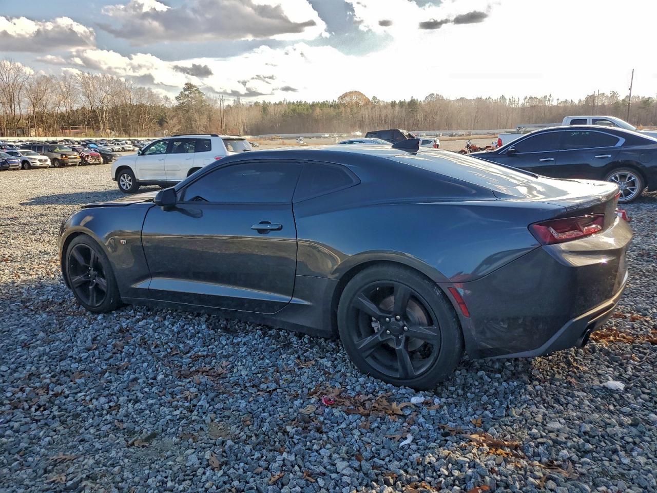 Chevrolet Camaro Lt Image 2