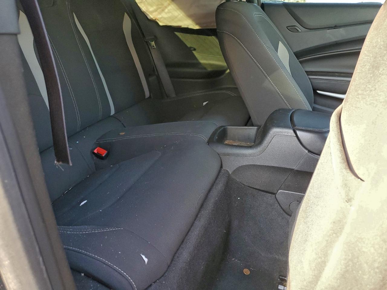 Chevrolet Camaro Lt Image 9