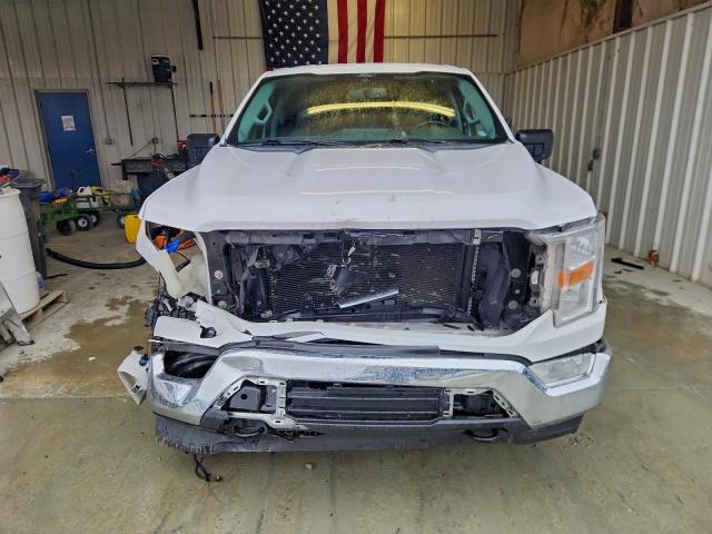 Ford F-150 Supercrew Image 7