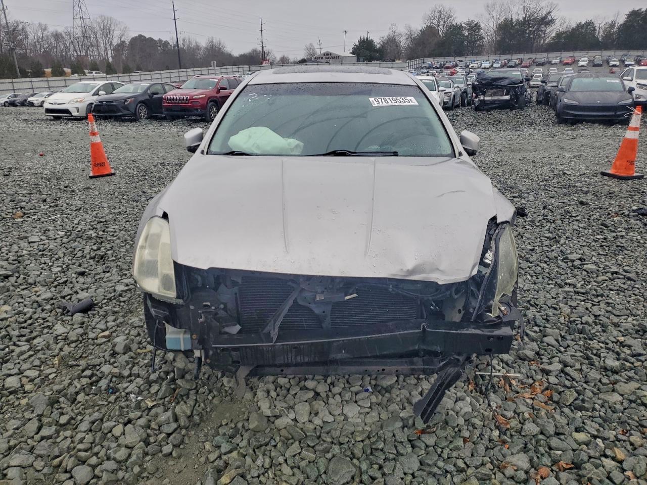 Nissan Maxima Se Image 8