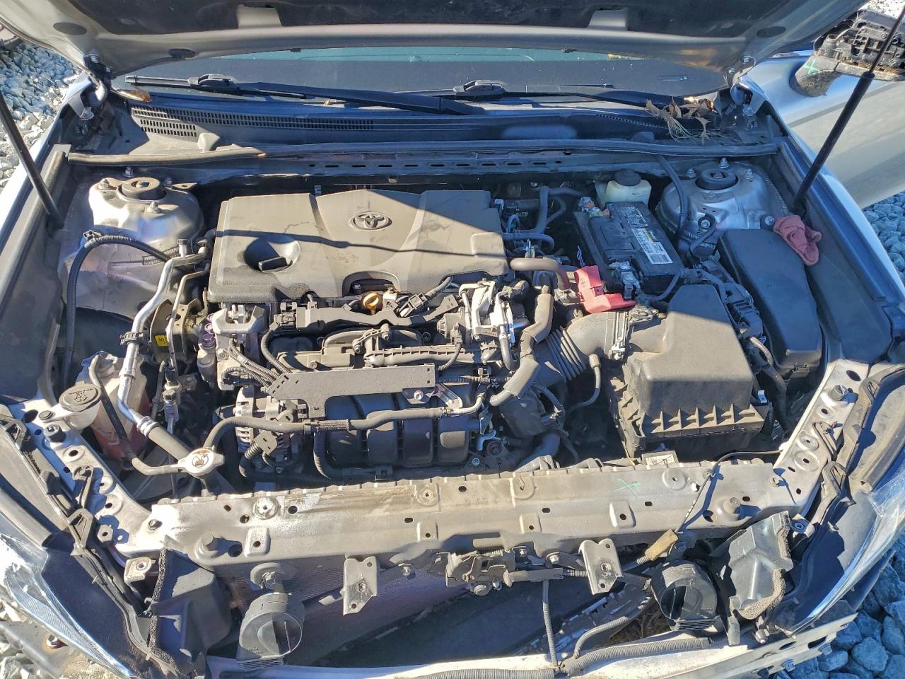 Toyota Camry L Image 7