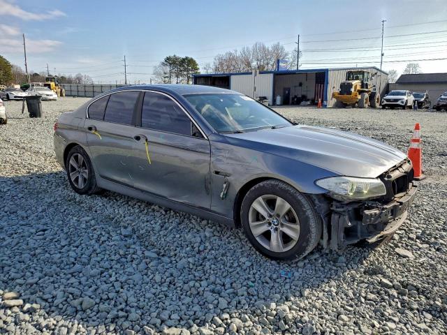 BMW 5 Series I Image 4