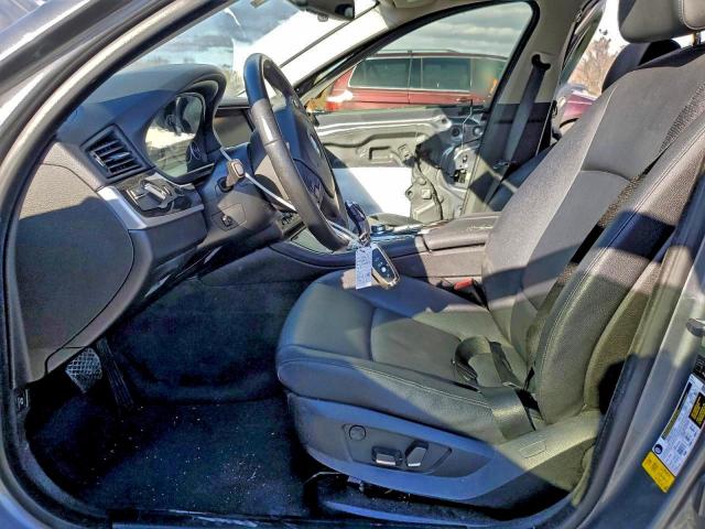 BMW 5 Series I Image 10