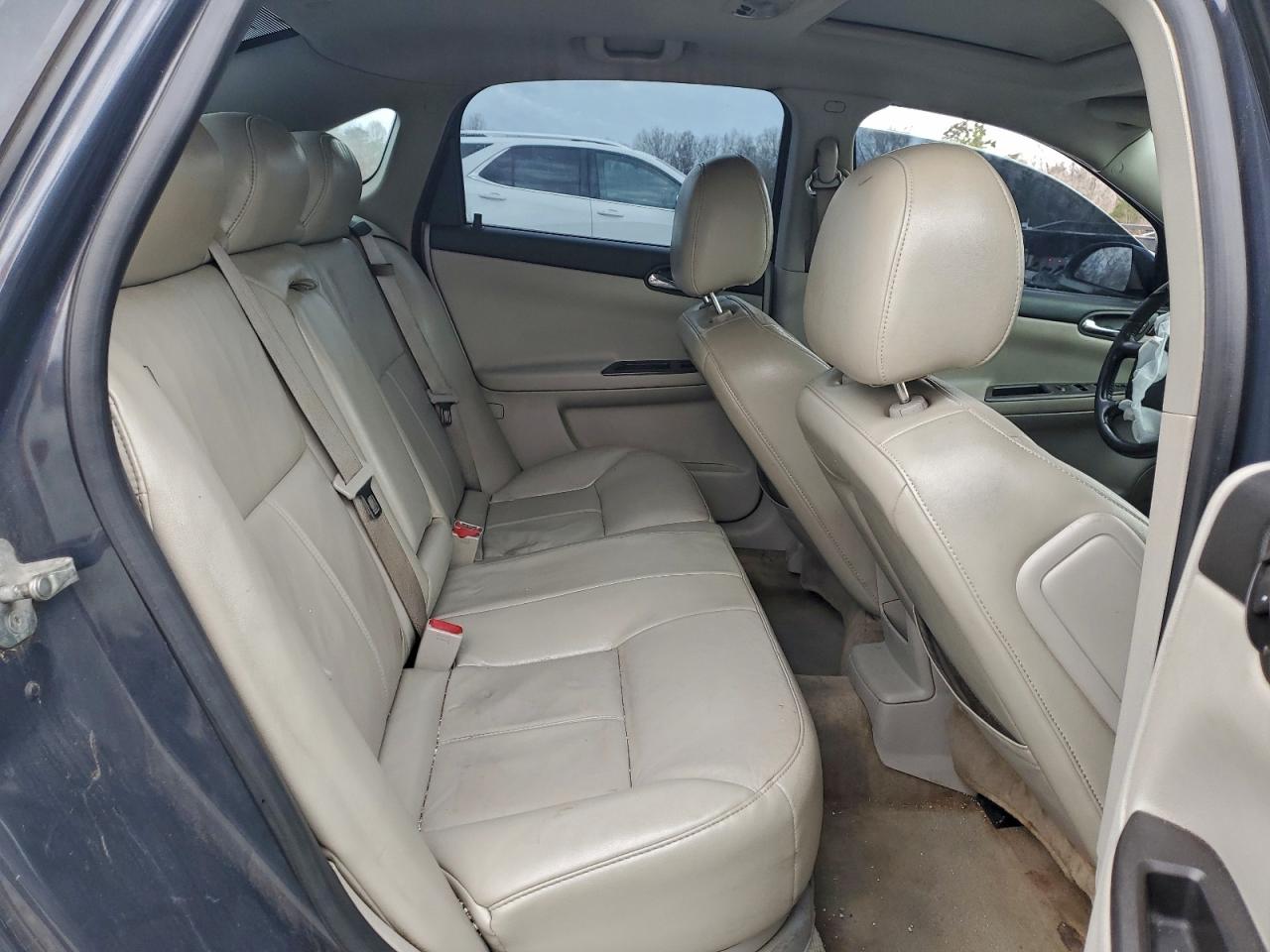 Chevrolet Impala Ltz Image 7