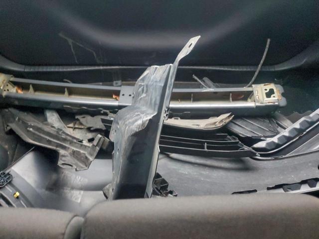 Honda HR-V Lx Image 4