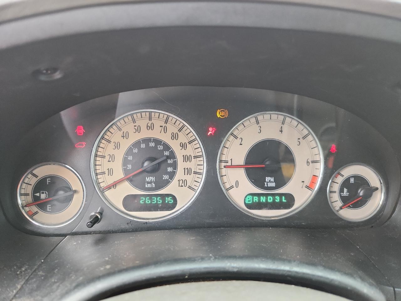 Chrysler Town & Country Lxi Image 5