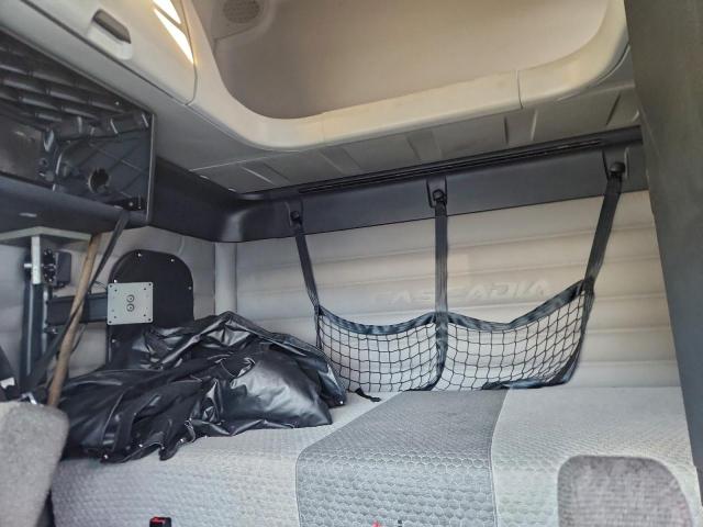 Freightliner Cascadia 1 Image 5