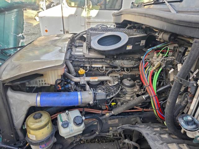 Freightliner Cascadia 1 Image 10