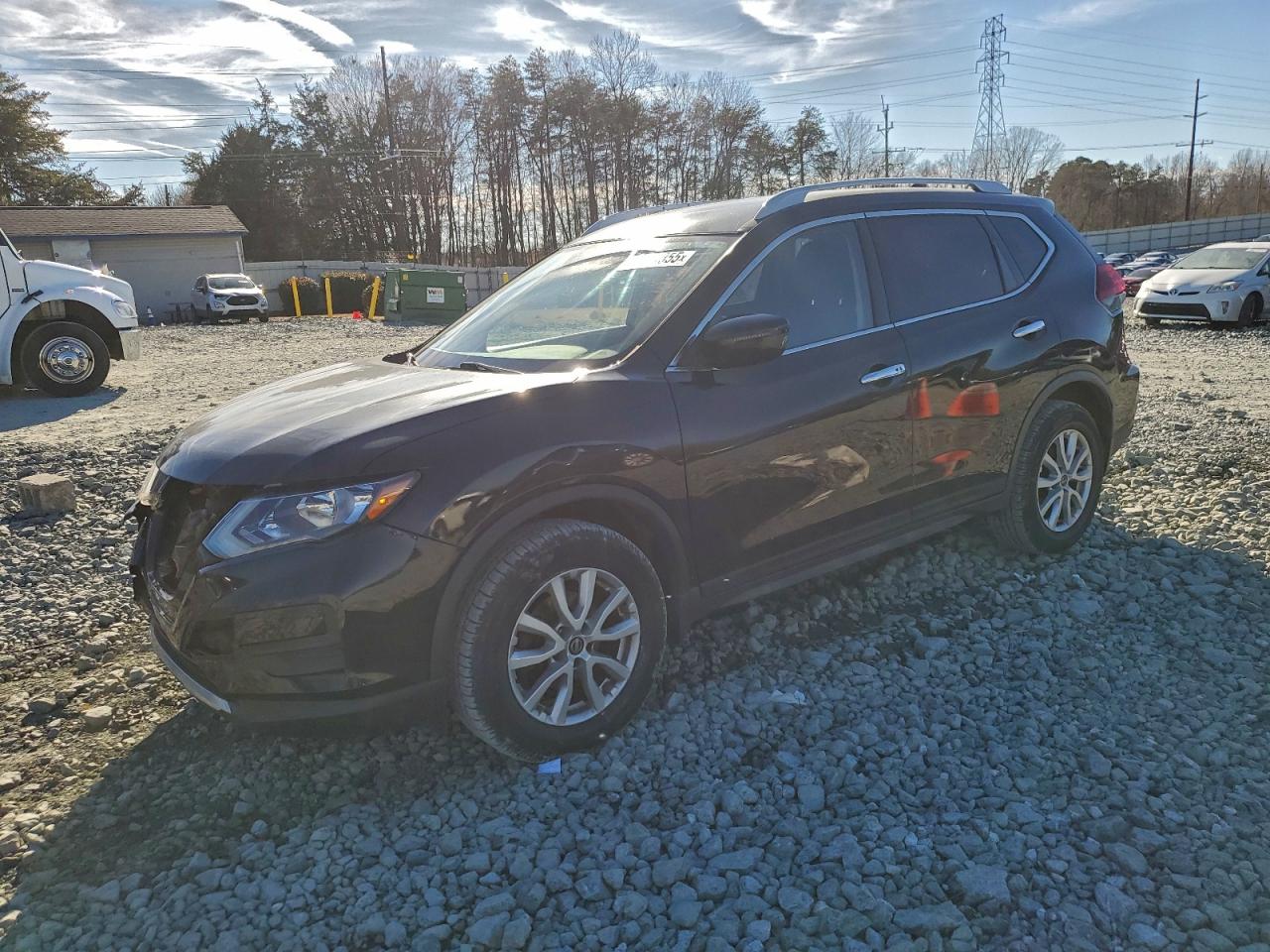 Nissan Rogue S Image 1