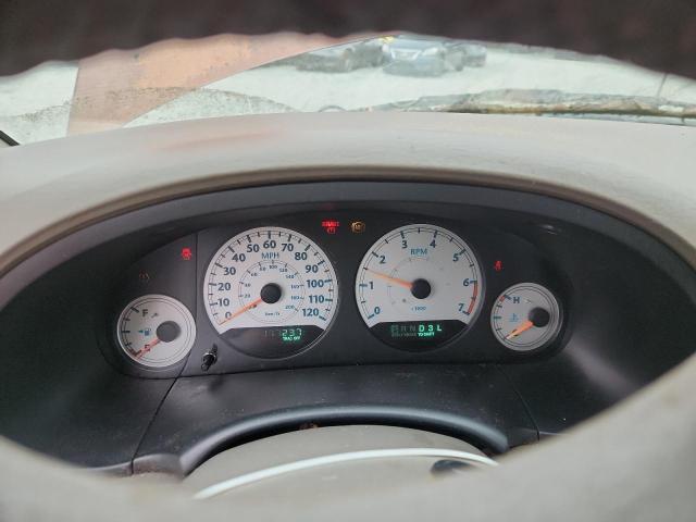 Chrysler Town & Country Touring Image 10