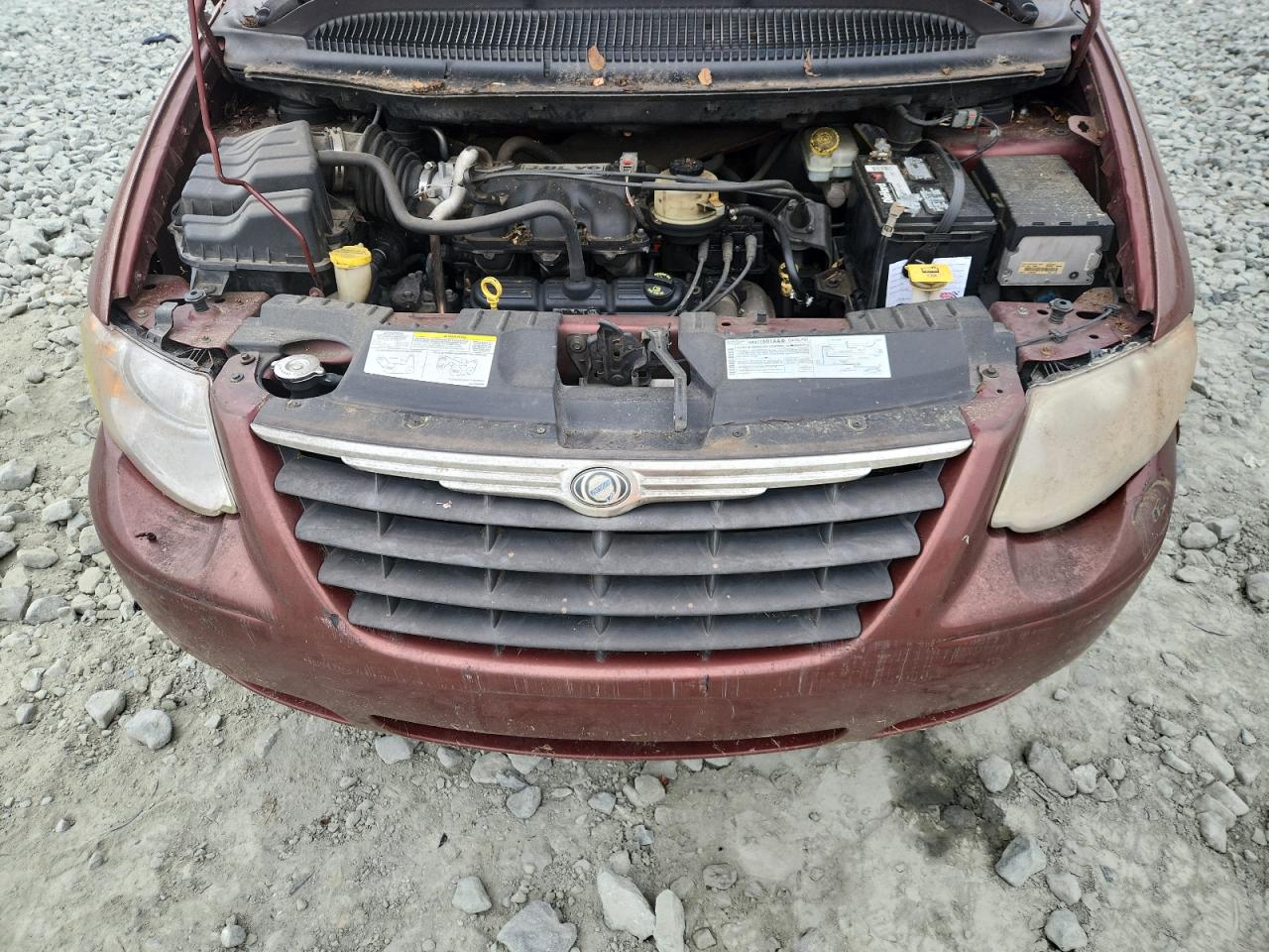 Chrysler Town & Country Touring Image 13