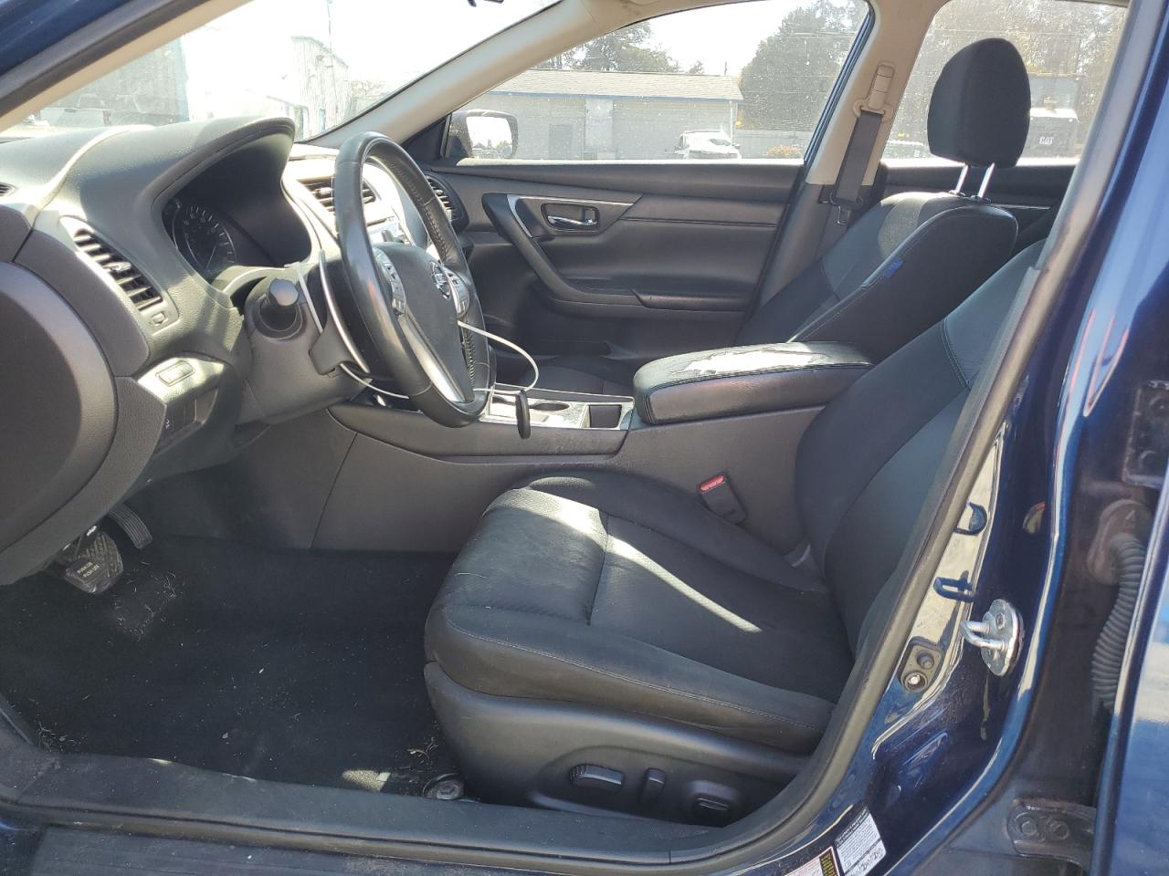 Nissan Altima 2.5 Image 7