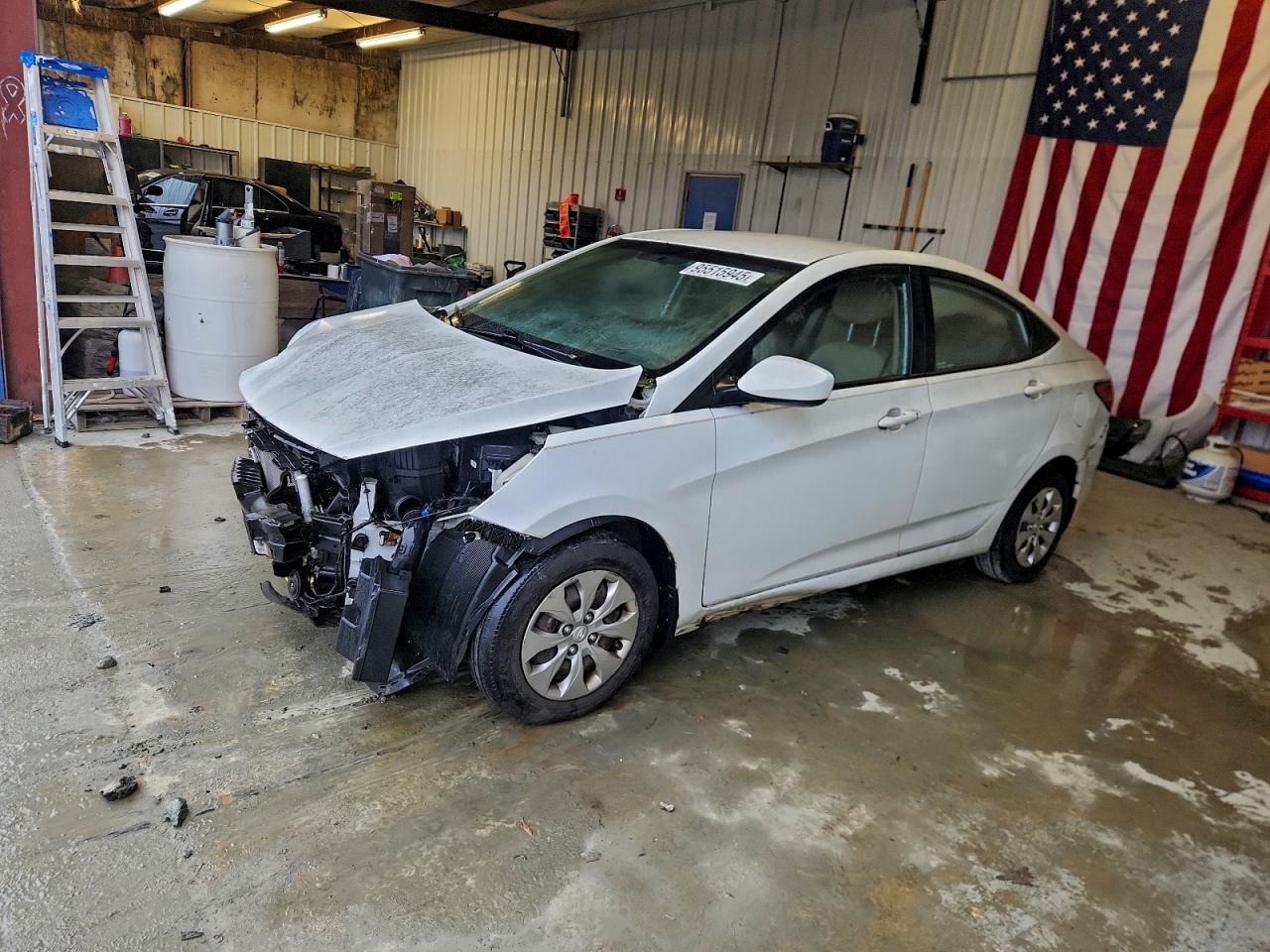 Hyundai ACCENT Gls Image 1