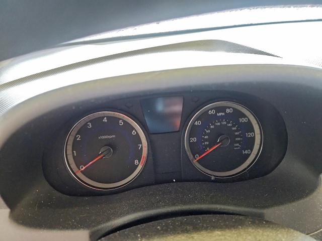 Hyundai ACCENT Gls Image 9