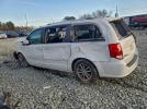 Dodge Caravan Sxt Image 8