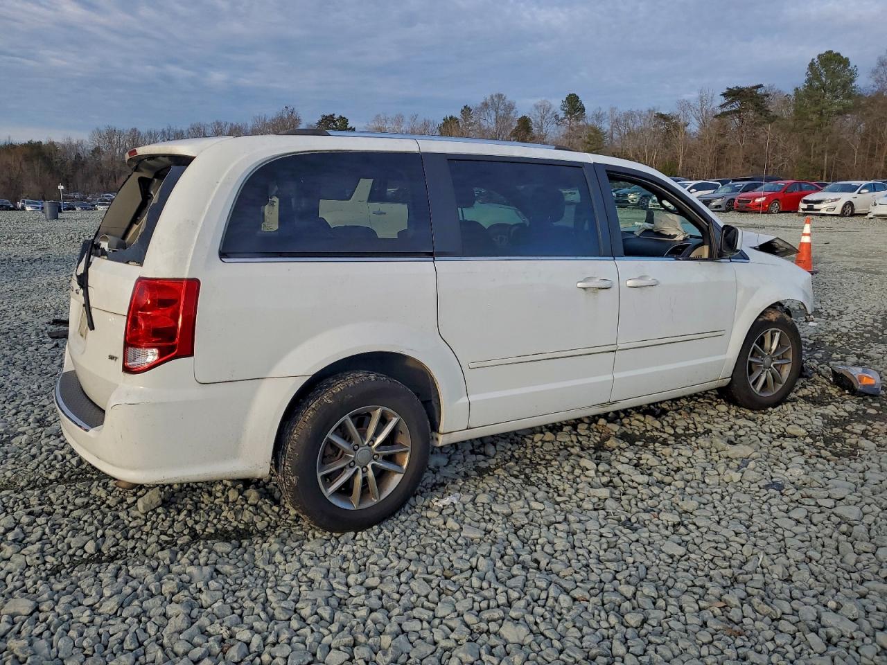 Dodge Caravan Sxt Image 10