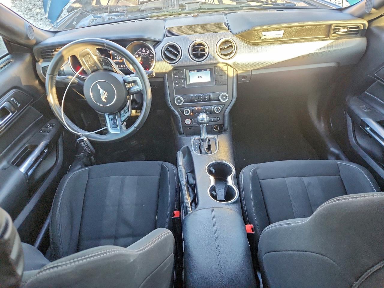 Ford Mustang Gt Image 3