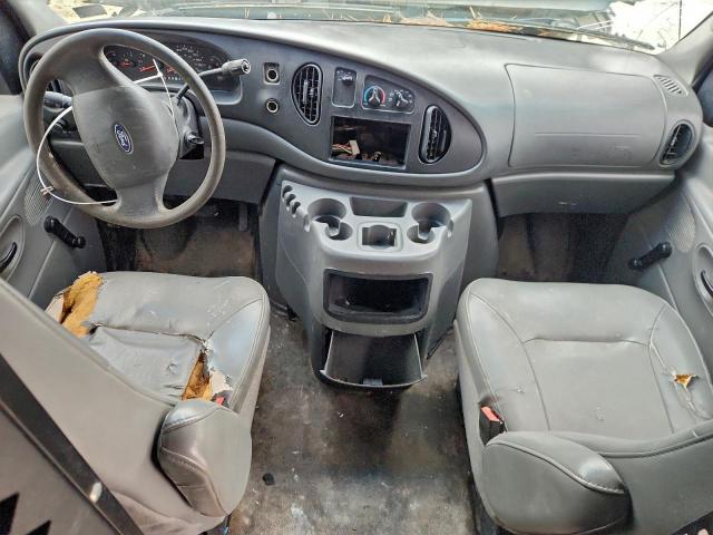 Ford Econoline E350 Super Duty Van Image 8