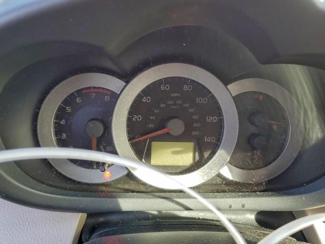 Toyota RAV4 Image 12